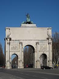 Puerta de la Victoria