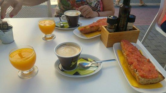 Comedus pan & cafe