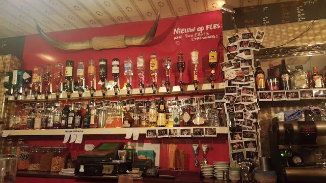 Cafe De Koe