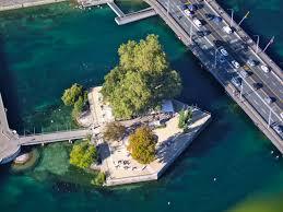Isla Rousseau