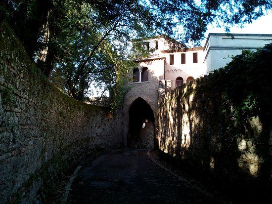 Porta di Ser Belle
