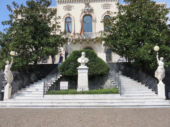 Palazzo Municipale Zafferana Etnea
