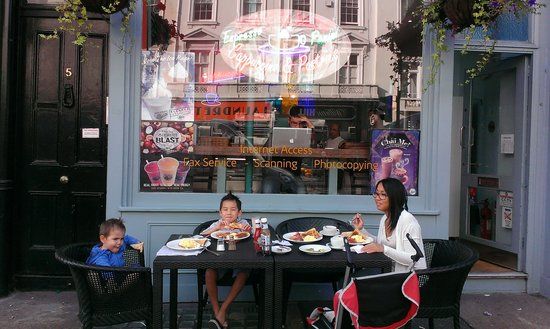 Pimlico village