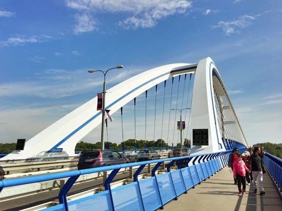 Apollo Bridge