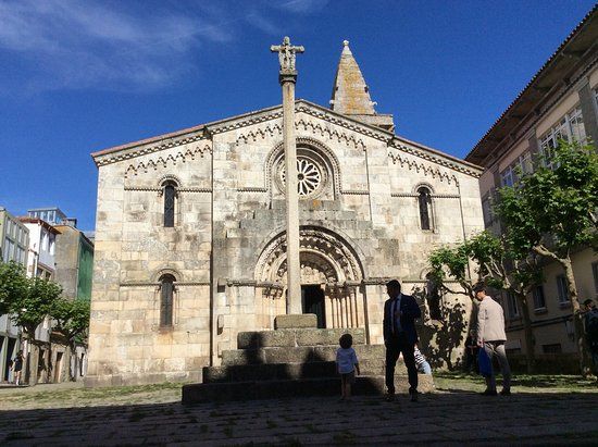 Colegiata de Santa María do Campo