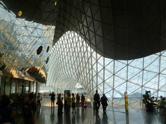 Via Commerciale Zeil