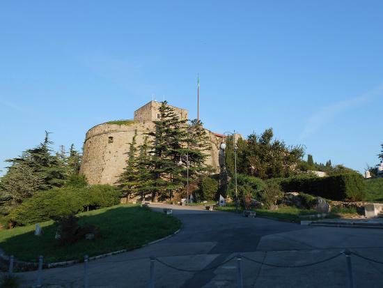 Monumento Ai Caduti